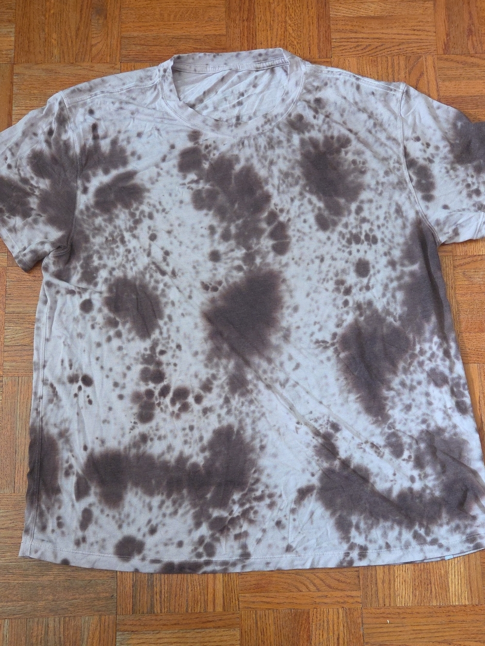 Lululemon Purple and Brown Tie-Dye Short Sleeve Tee
